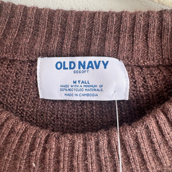 Old Navy women’s dark brown sweater - Picture 2 of 3
